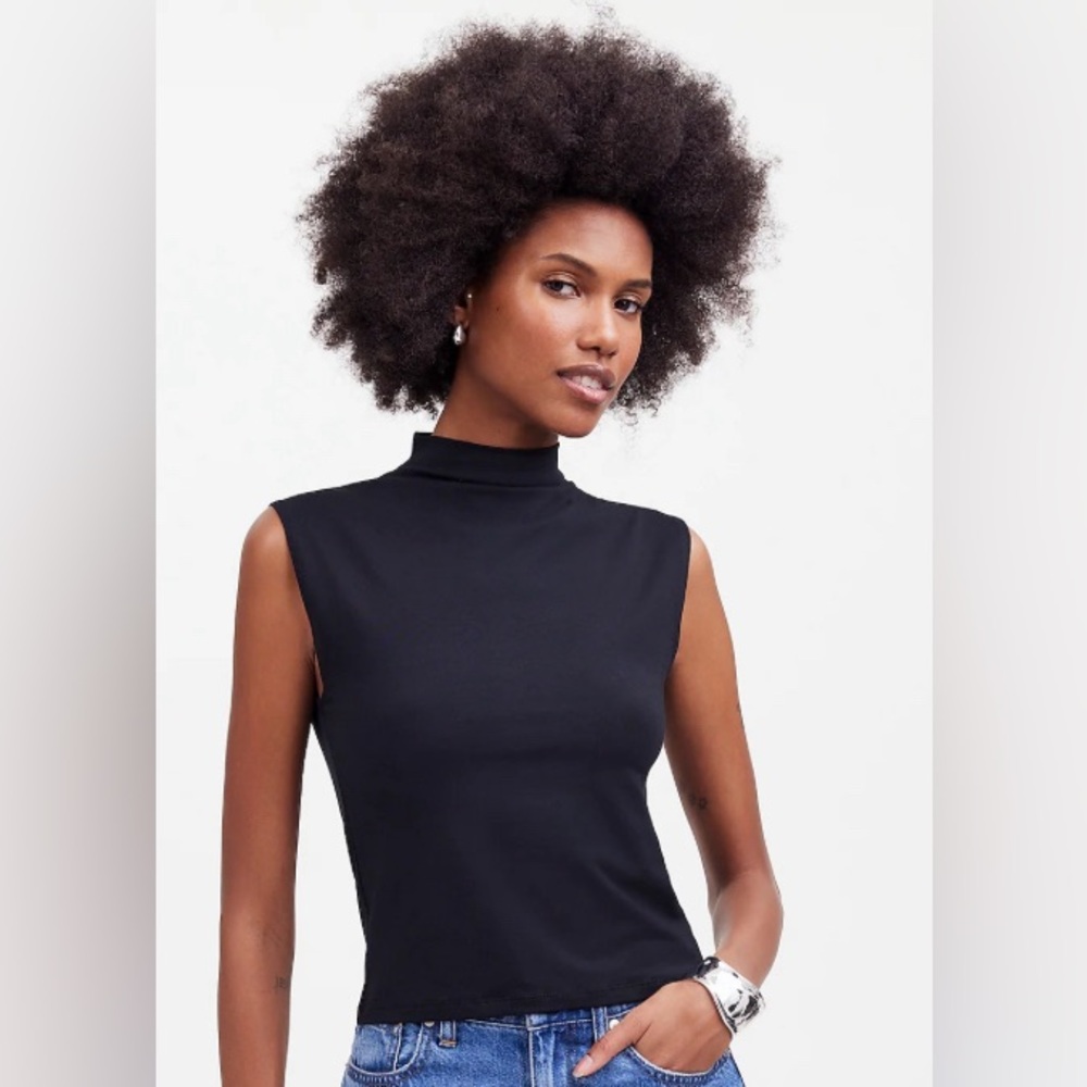 Madewell Womens Black Funnelneck Cropped Muscle Tee